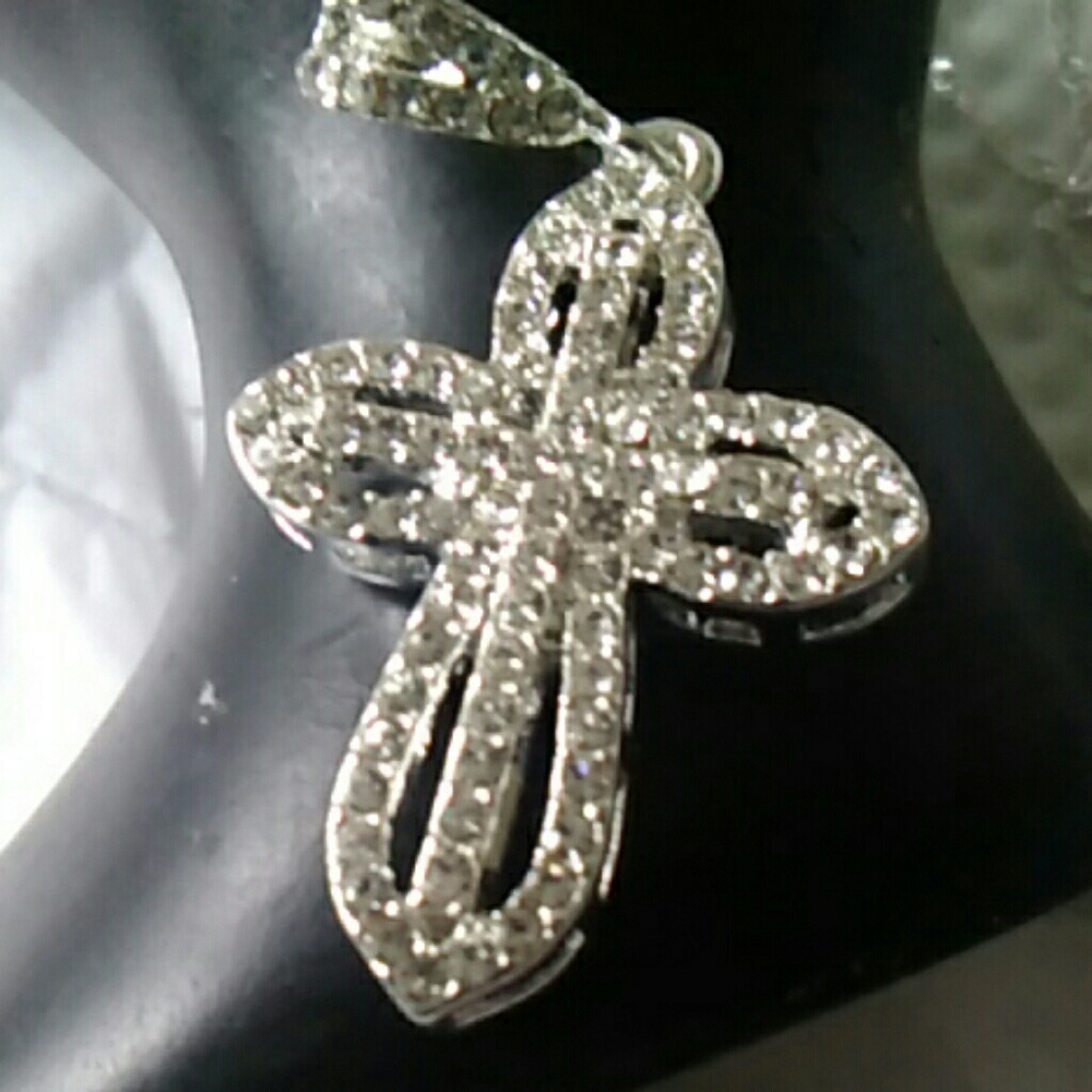 Australia Crystal Cross Unisex